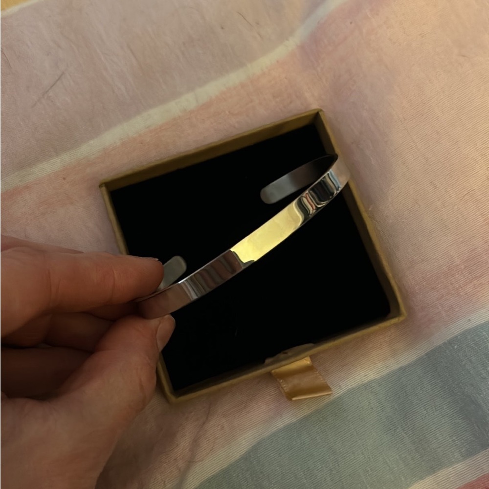 TopCuff bracelet - Picture 3 of 5